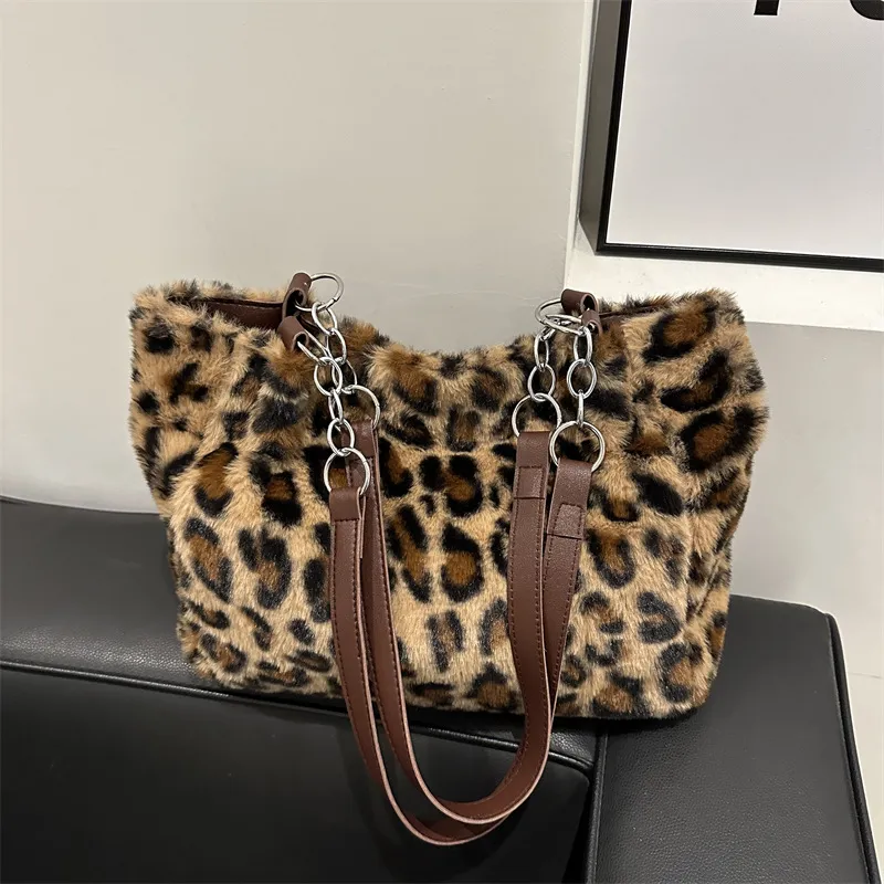 Women Fashion Casual Autumn Winter Leopard Plush Large Capacity Shoulder Bag