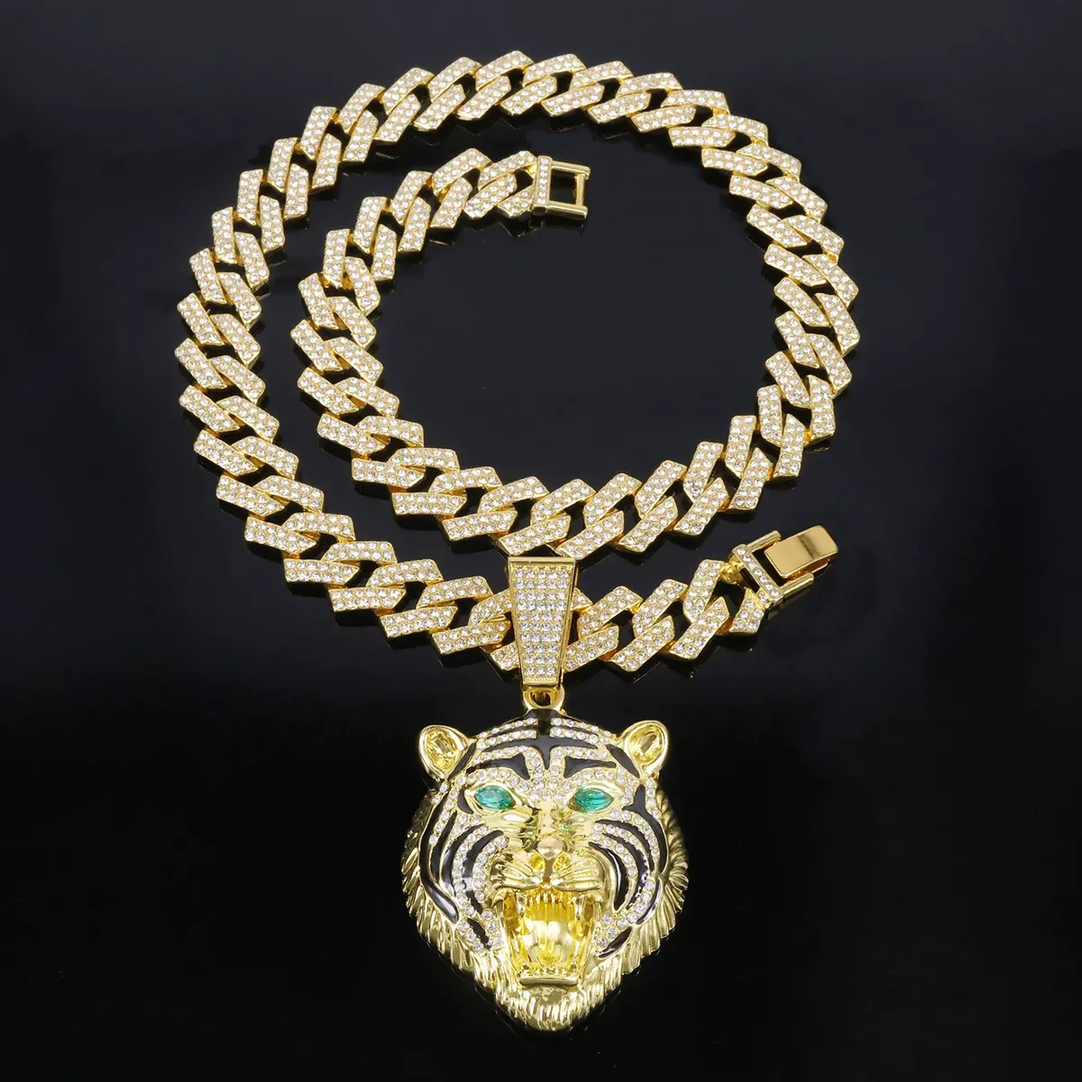 Men Fashion Hip-Hop Alloy Three-Dimensional Full Rhinestone Tiger Head Pendant Necklace