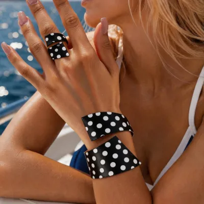 Women Fashion Black White Polka Dot Print Metal Ring Open Bracelet Two-Piece Set