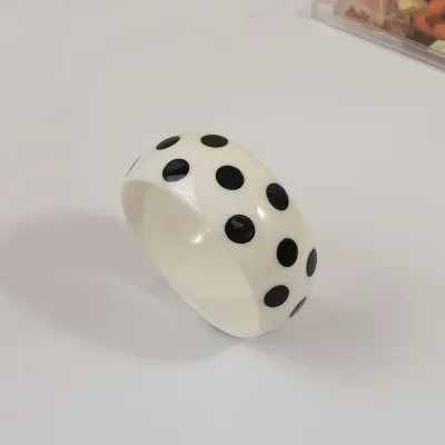 Women Fashion Black White Polka Dot Print Asymmetric Resin Bracelet