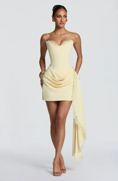Women Fashion Sexy Elegant Solid Color Lace Stitching Tube Top Pleated Long Ribbon Party Dress
