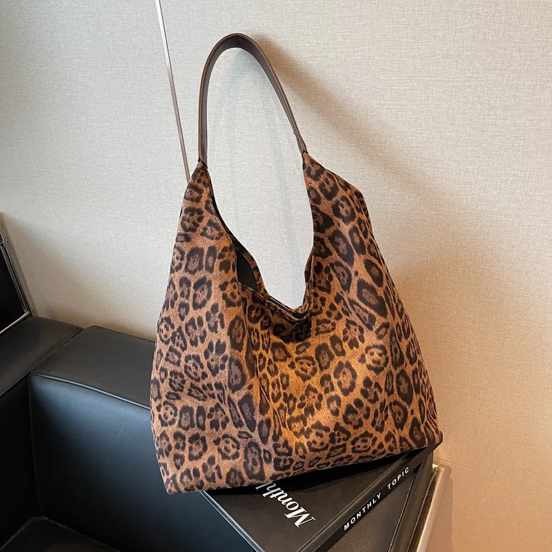 Woemn Fashion Casual Retro Leopard Large Capacity Shoulder Bag