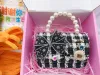 Bow Black Perfume