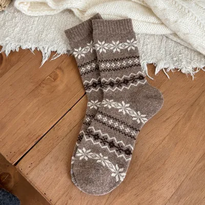 Fashion Autumn/Winter Pattern Thickened Warm Wool Mid-Calf Socks