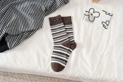 Women Fashion Casual Stripe Cotton Mid-Tube Socks