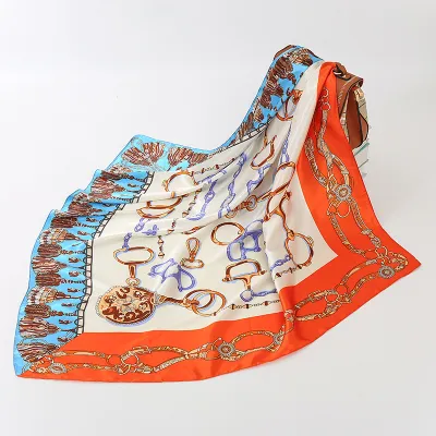 Women Retro Leopard Chain Pattern Square Silk Scarf