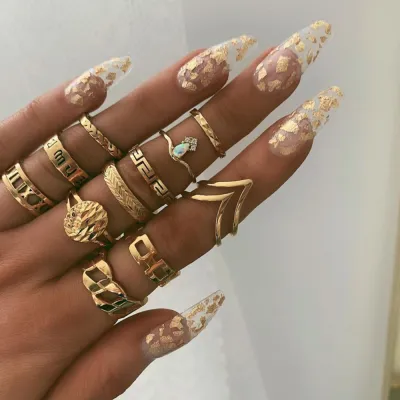 Vintage Geometric Hollow Design Alloy Ring Set Unisex