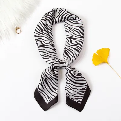 Women Elegant Color Blocking Square Silk Scarf
