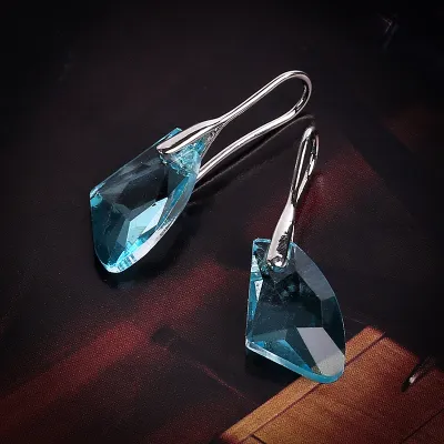 Creative Crystal Stone Pendant Design Geometric Alloy Drop Earrings for Women