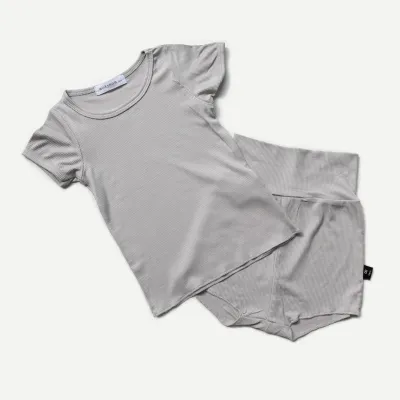 Kids Basic Casual Solid Color Round Neck Short Sleeve T-shirt Shorts Set 0-3T