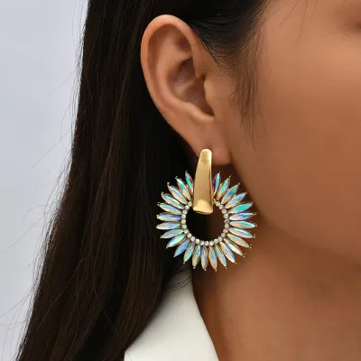 Vintage Exaggerated Geometric Round Crystal Alloy Earrings for Women