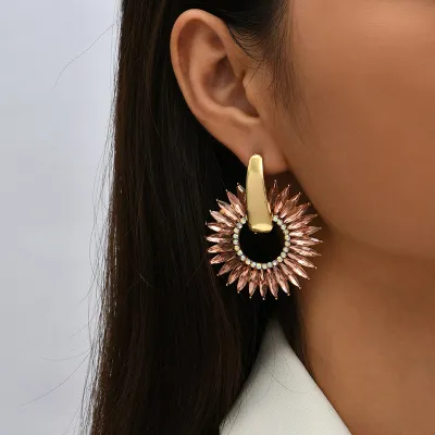 Vintage Exaggerated Geometric Round Crystal Alloy Earrings for Women