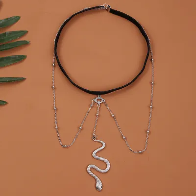 Sexy Exaggerated Snake Pendant Multilayer Alloy Body Chain