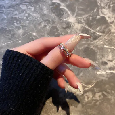 Elegant Geometric Rhinestone Decorated Alloy Women's Ring