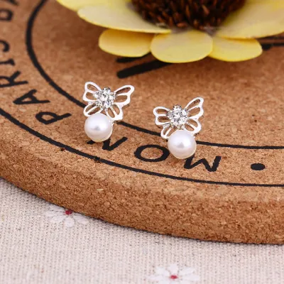 Simple Geometric Rhinestone Decorative Alloy Stud Earrings