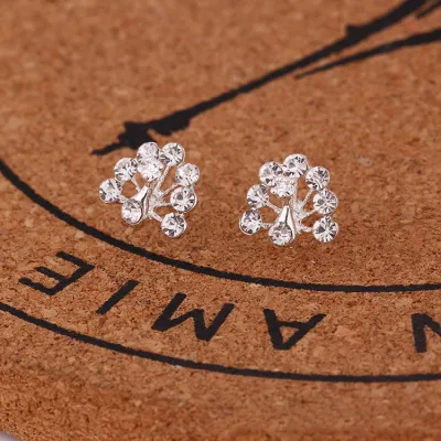 Simple Geometric Rhinestone Decorative Alloy Stud Earrings