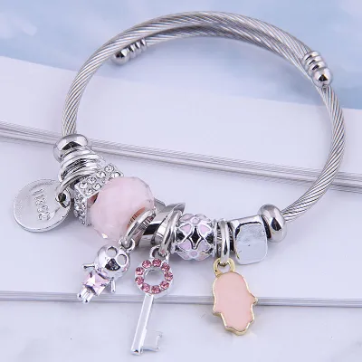 Unique Geometric Key Bear Pendant Pearl Rhinestone Decorated Alloy Charm Bracelet for Women