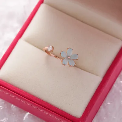 Sweet Flower Shape Zircon Decor Alloy Ring