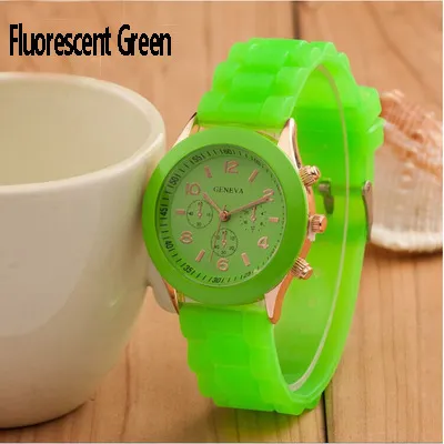 Simple Solid Silicone Band Leisure Watch Plastic Alloy Case 35mm