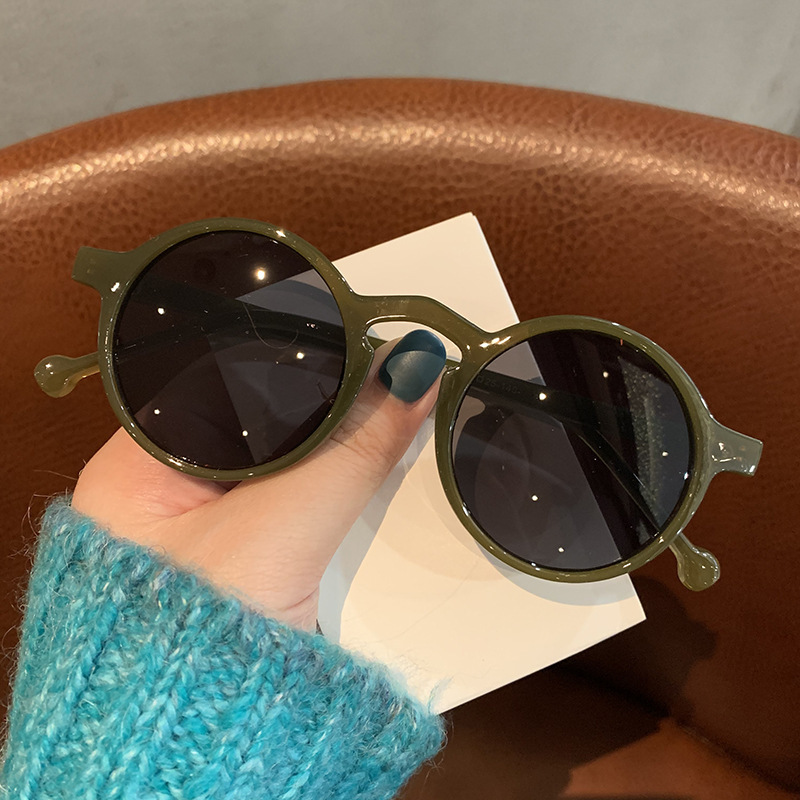 Wholesale Women Retro Solid Color Round Frame Sunglasses