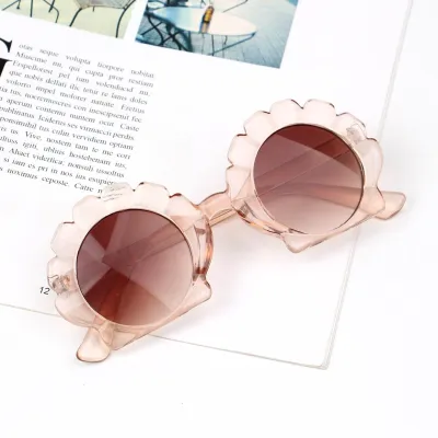 Kids Fashion Shell Shape Sunglasses with PC Frame and Resin Lens