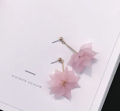 Temperament Creative Flower Shape Pendant Design Resin Alloy Stud Earrings