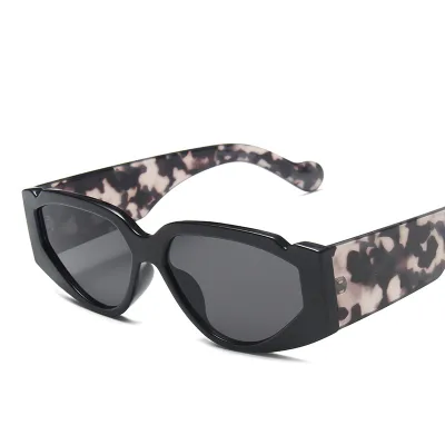 Women Classic Cat Eye Acrylic Frame Sunglasses