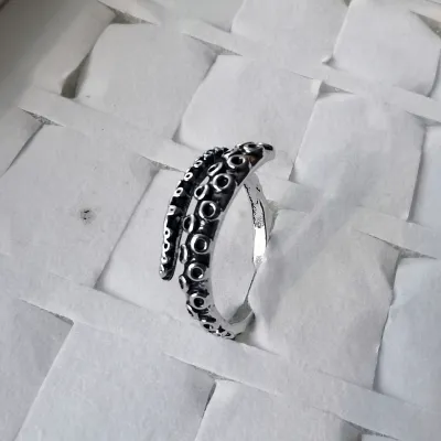Vintage Punk Octopus Design Alloy Unisex Ring