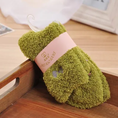 Women Casual Bow Embroidery Solid Color Coral Fleece Mid-Calf Socks