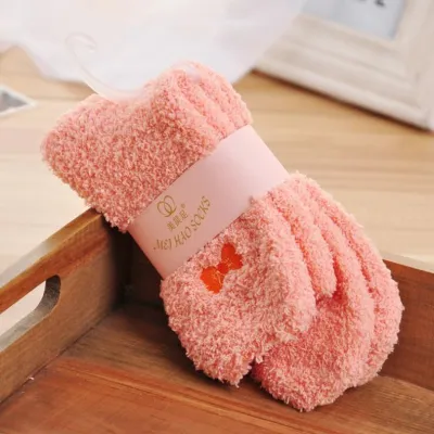 Women Casual Bow Embroidery Solid Color Coral Fleece Mid-Calf Socks