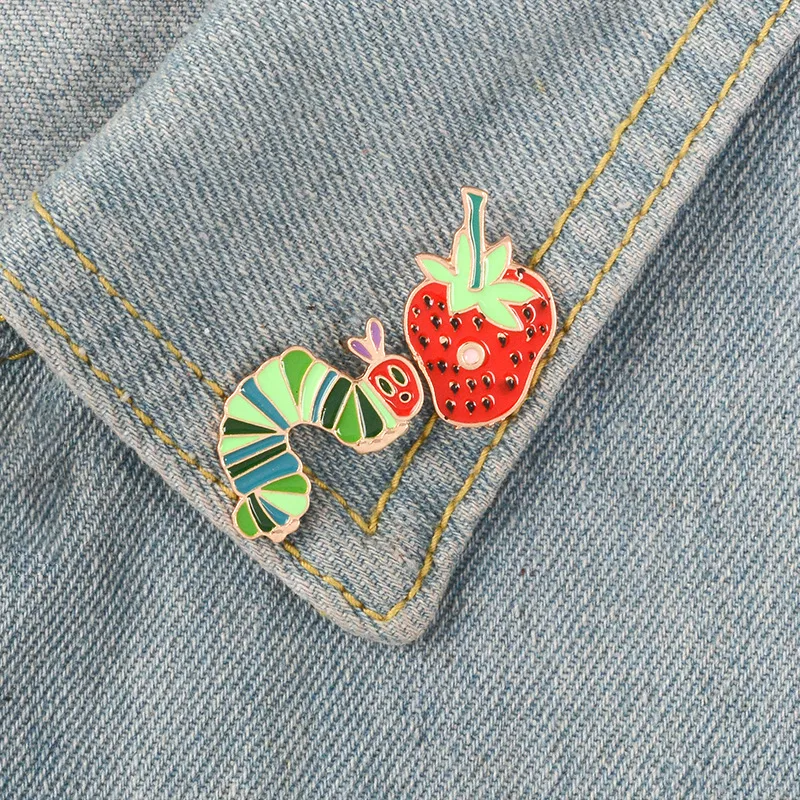 Creative Cartoon Bug Strawberry Shape Enamel Alloy Brooch