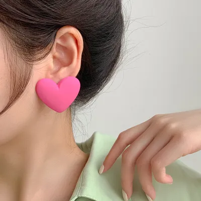 Exaggerated Heart Shape Acrylic Stud Earrings For Women Fashion Ol