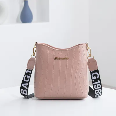 Women Basic Crocodile Pattern Letter Shoulder Strap Design Large Capacity PU Crossbody Bag