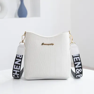 Women Basic Crocodile Pattern Letter Shoulder Strap Design Large Capacity PU Crossbody Bag