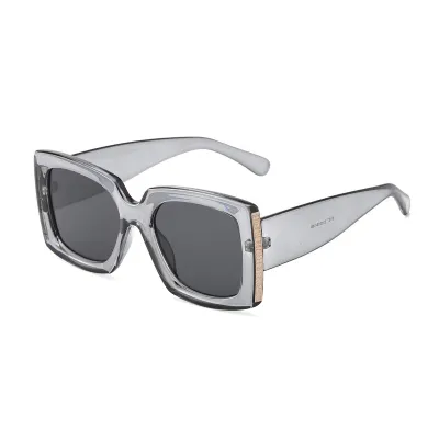 Women Classic Square Frame Gradient UV400 Sunglasses