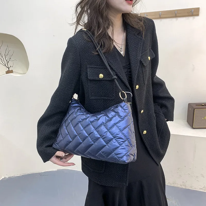 Women Casual Basic Stitching Design Solid Color Large Capacity Nylon Shoulder Bag