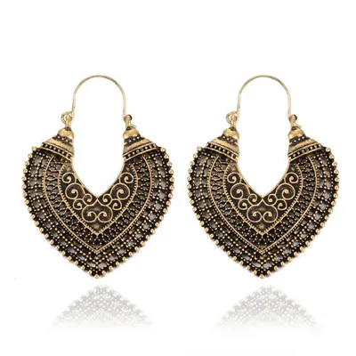 Women Vintage Bohemian Hollow Out Heart Shaped Alloy Drop Earrings