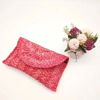 Women Bohemian Woven Straw Envelope Clutch Purse Bag with Magnetic Buckle