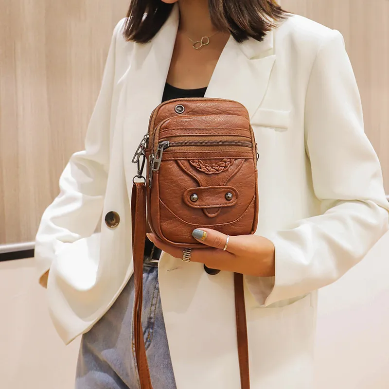 Women Vintage Zipper Solid Color PU Flap Crossbody Bag with Rivet
