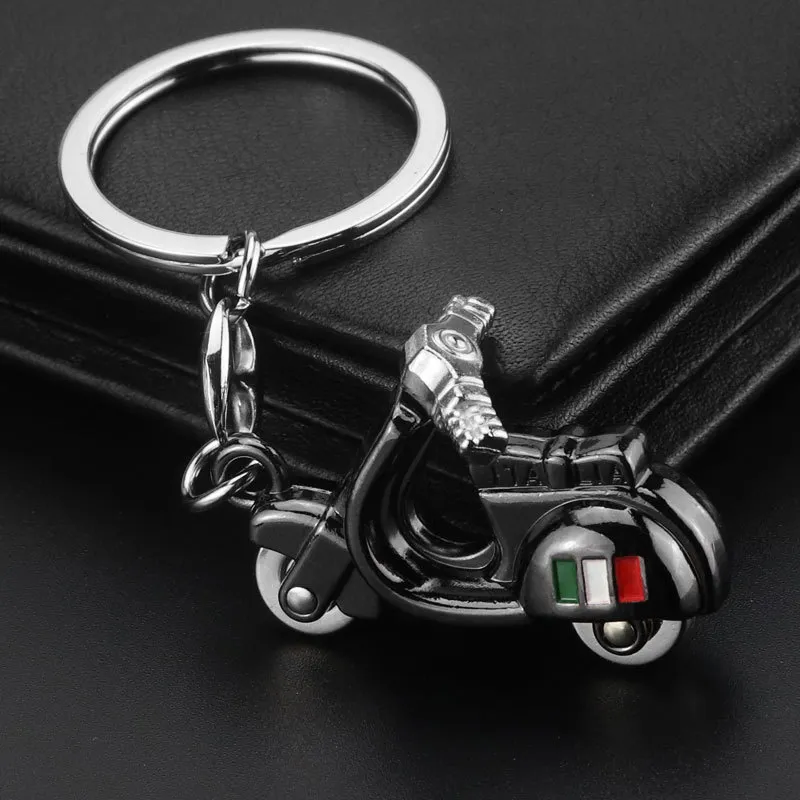 Men Punk Mini Motorcycle Shaped Pendant Metal Key Chain Silver