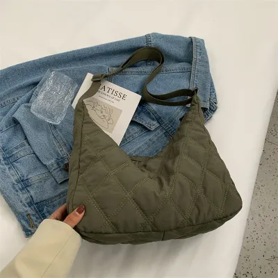 Women Casual Basic Bucket Shoulder Bag with Rhombus Stitching and Cell Phone Pocket