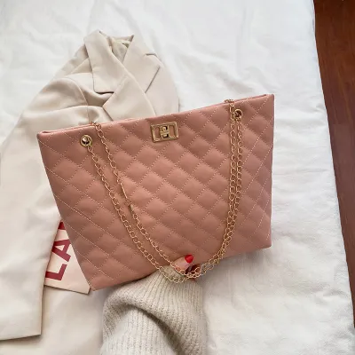 Women Basic Casual Chain Design Rhombus Stitching Solid Color Large Capacity PU Shoulder Bag