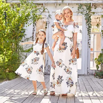 Wholesale 2Pcs Ruffle Off-Shoulder Crop Top Tight Skirt Mother Daughter Matching Set