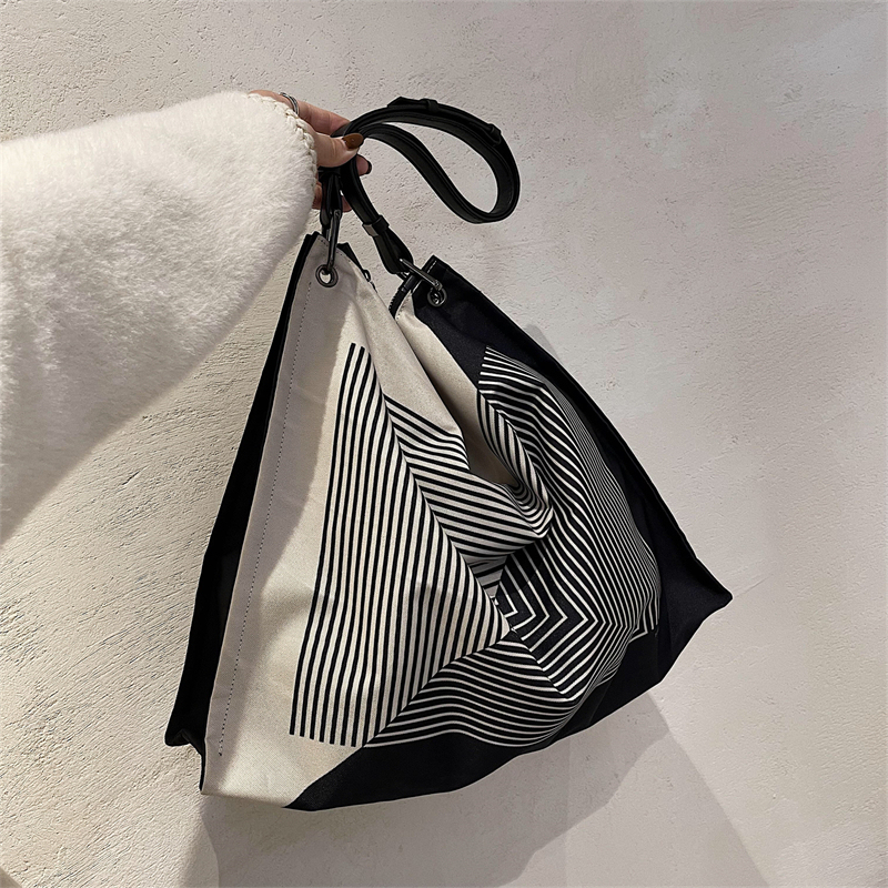 【美品] NKNIT sponge striped hand bag SPSB0JDY_1_4480x.jpg?v=1745154215