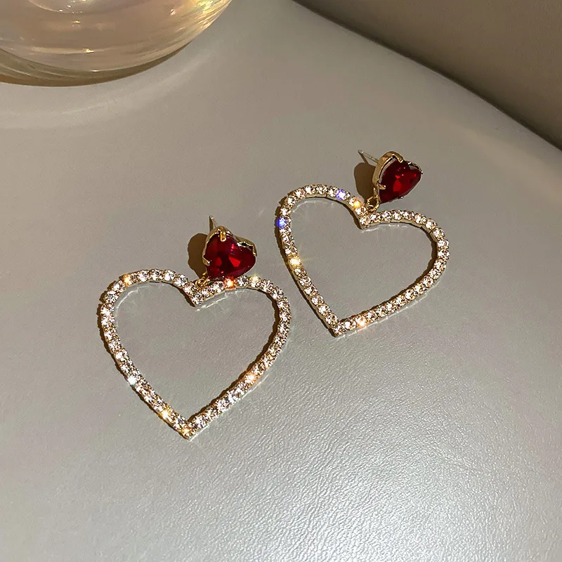 Women Exquisite Rhinestone Heart Shaped Drop Earrings
