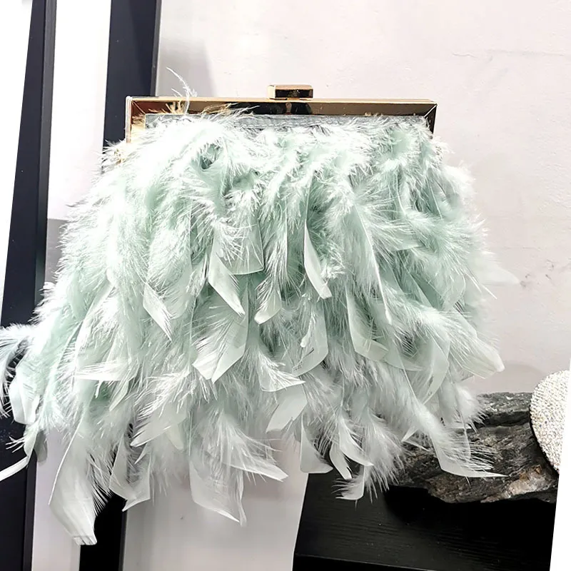 Women Fashion Trend Feather Decoration Metal Buckle Design Square Clutch Bag