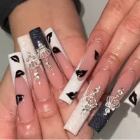 Women Fashion Simple White Edge Silver Glitter Wearable False Nails