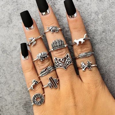 Women Bohemia Antique Animal And Plant Design Metal Midi Ring Set