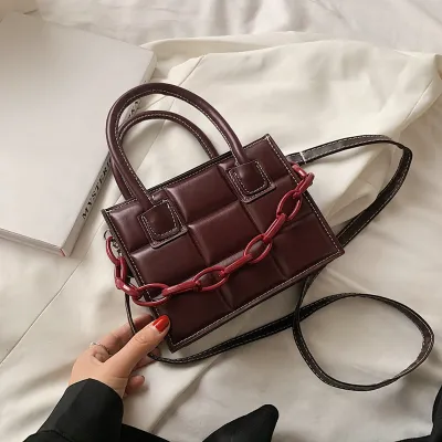 Women Fashion Chain Decorative Plaid Embossed Solid PU Crossbody Bag