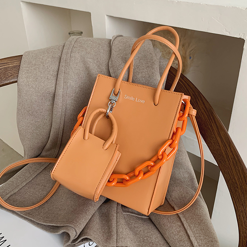 【ANOETIC】ANC ROUND CHAIN BAG (2 Colors) Designer fashion, Seoul-fully created | W Concept